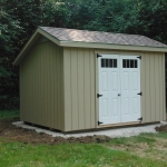 Glass in doors standard on Quaker sheds